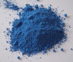 Cobalt blue pigment in powdered form